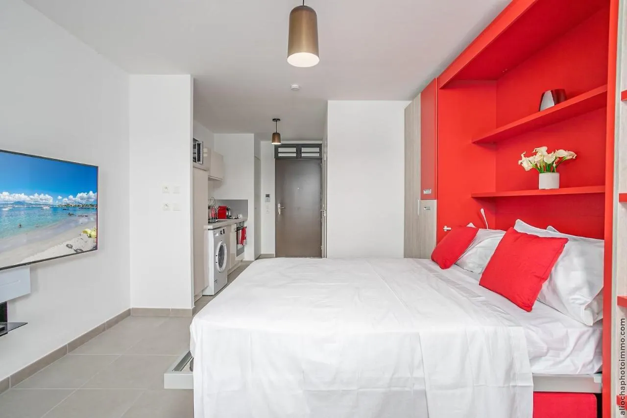 Studio Equipe A L Etang Z Abricots Appartement Fort-de-France Martinique