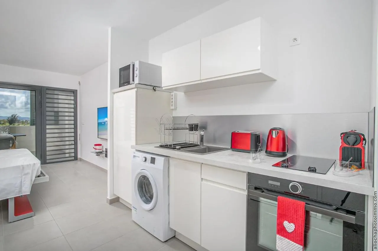 Appartement Studio Equipe A L Etang Z Abricots à Fort-de-France
